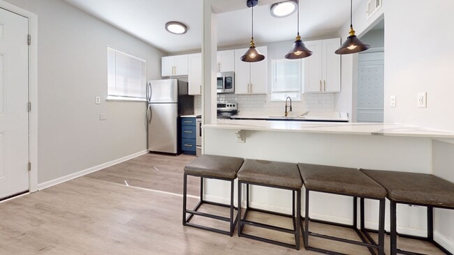 Photo - 126 W Cornell Ave