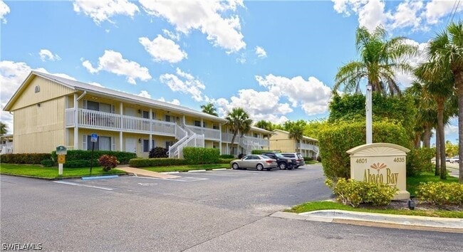 Building Photo - 4625 Bayshore Dr Unit D16