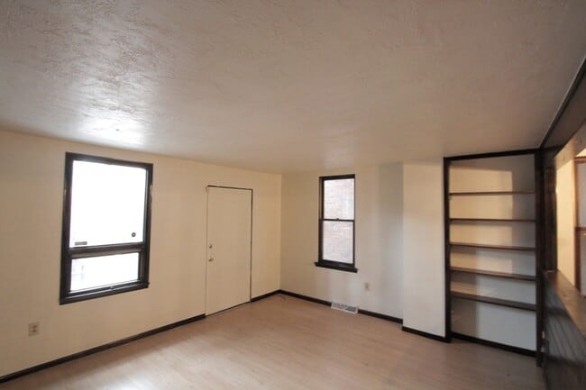 317 S Trenton Ave Unit 3
