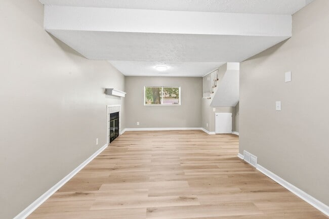 Photo - 5106 N 128th St