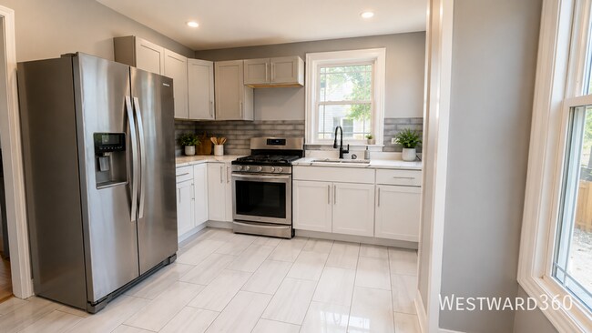 Photo - 7527 S Stewart Ave Unidad 1st