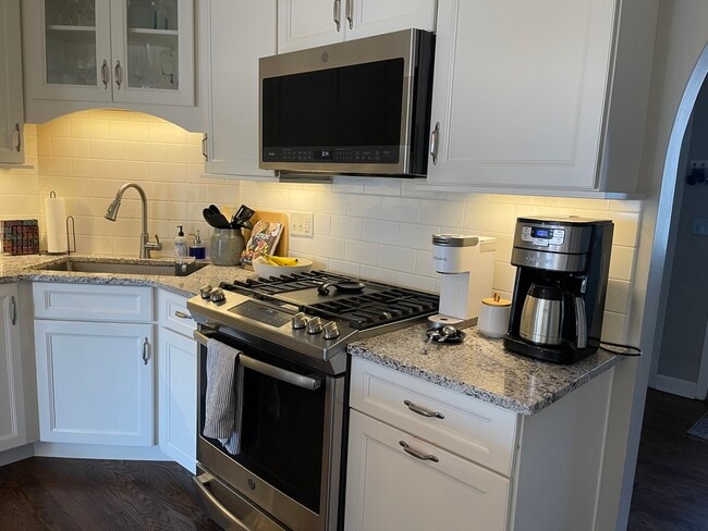 Photo - 3252 Cool Springs Ct