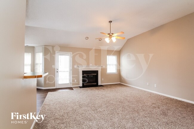 Photo - 164 Silver Birch Ln