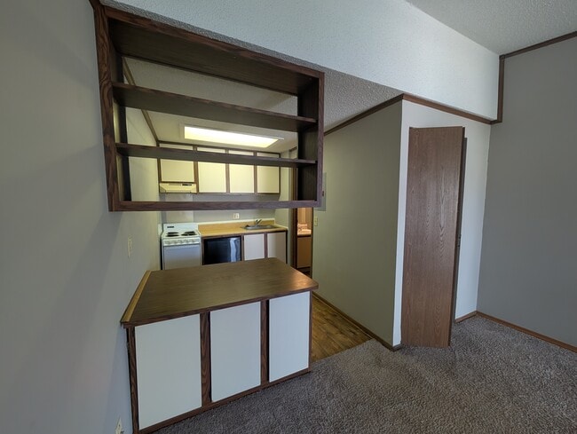 CEDARGATE APARTMENTS