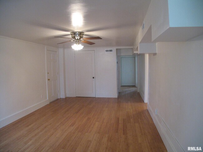 Photo - 500 NE Madison Ave Unit A6