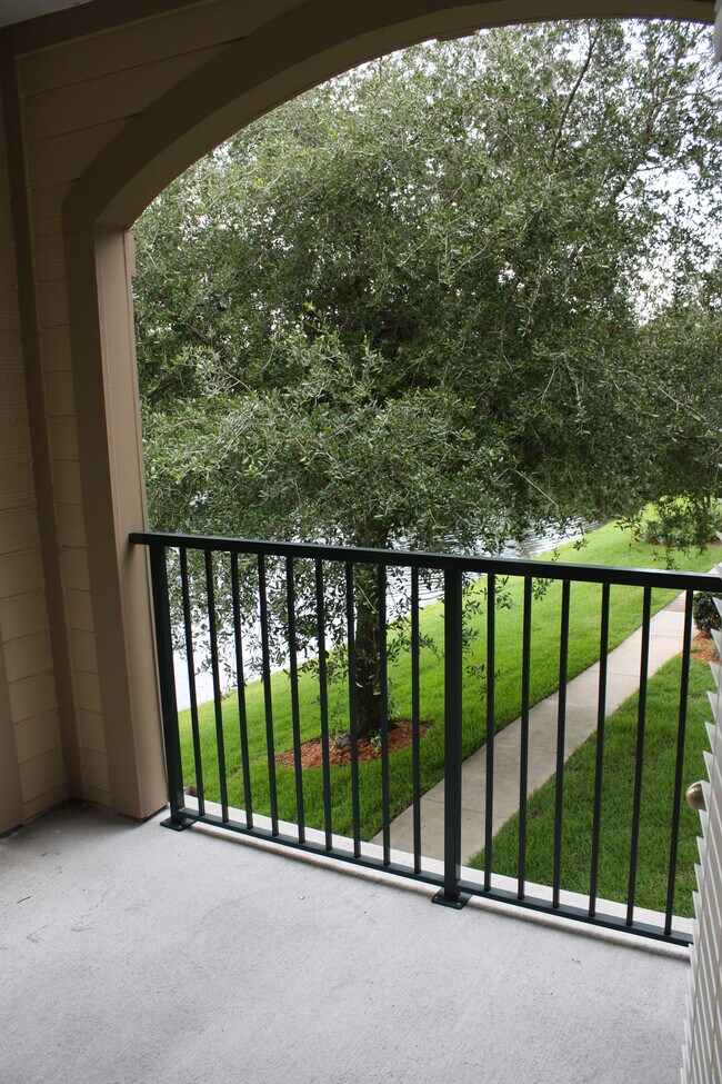 7800 Point Meadows Dr Condo Unit 822 Condo for Rent in Jacksonville