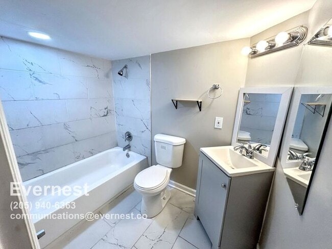 Photo - 424 Robin Rd