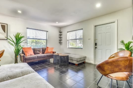Photo - 433 NW 22nd Ave