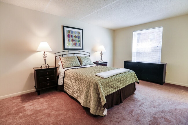 Photo - Briarcliff Apartments: Spacious Luxury Liv...