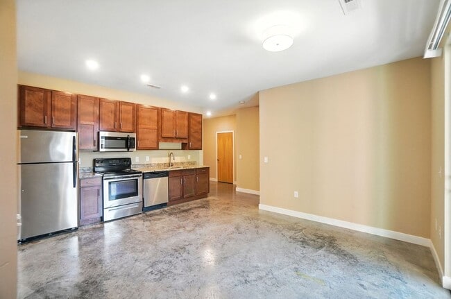 Photo - New Windsor Flats