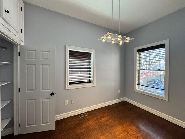 Photo - 8 Cross St E Unidad 1