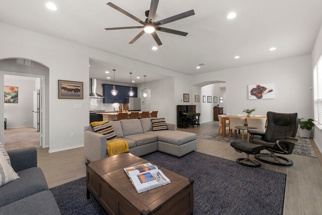 Photo - 1711 Dalhart