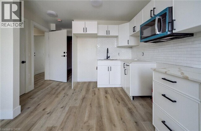 Photo - 22 Grant Ave