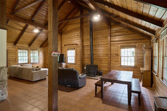 Photo - 18233 Country Pl Dr