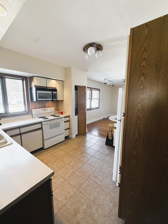 Photo - 5 Brewer St Unit Harvard Square 2-Bed