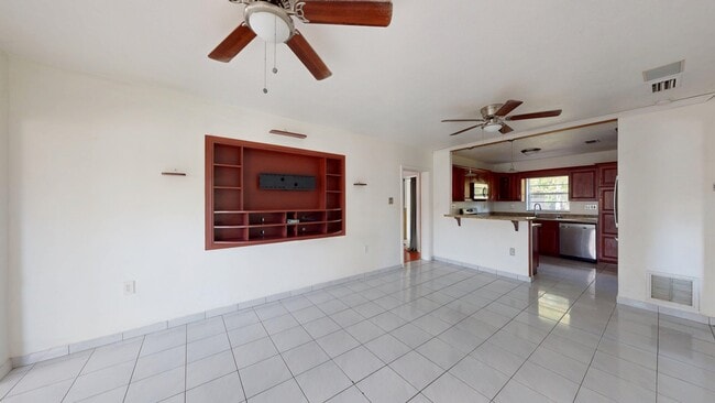 Photo - 26945 Shannahan Rd