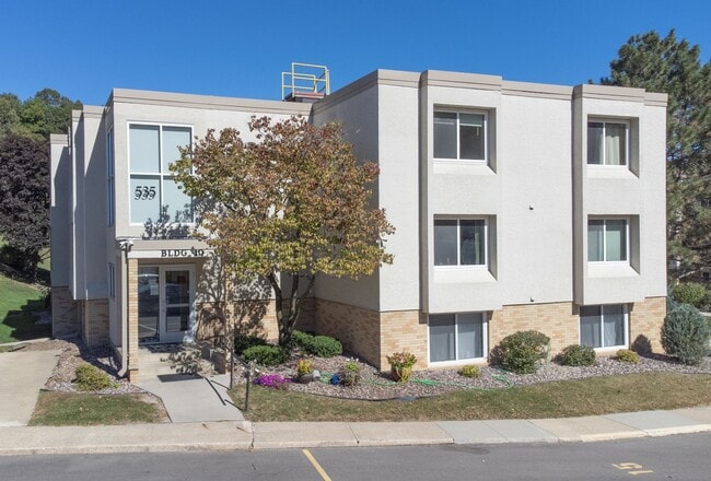 Photo - 1 bed, 1 bath close proximity to downtown!