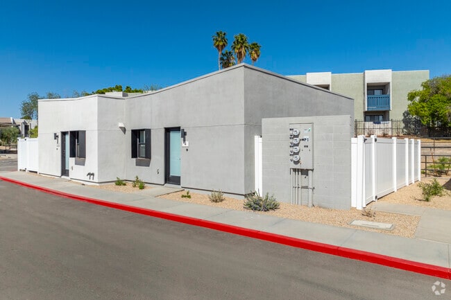 Building Photo - 2121 Rental
