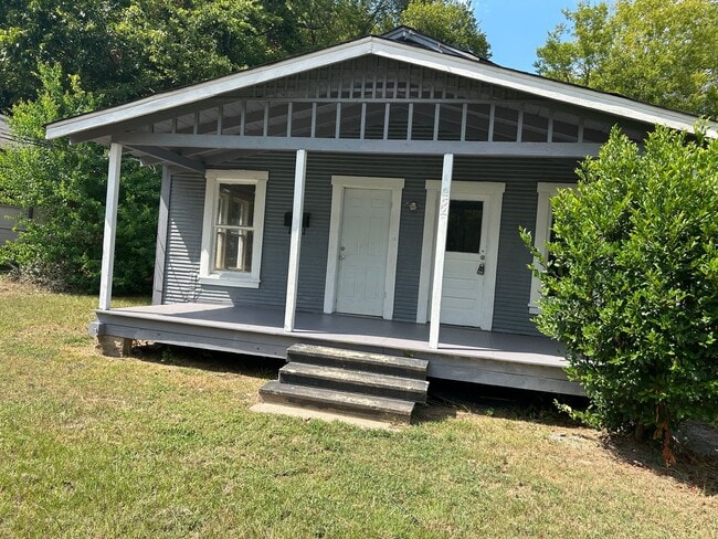 Building Photo - 2520 Emery St Rental