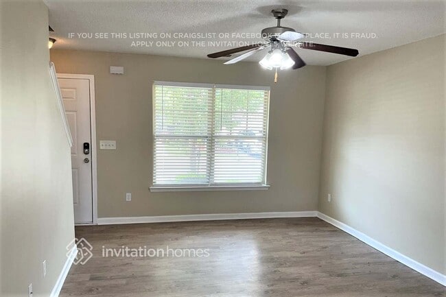 Photo - 108 Jaclyn Way