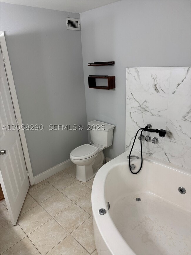25 Deer Creek Rd