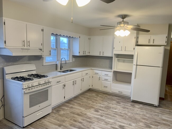 Photo - 642 Beechmont Ave