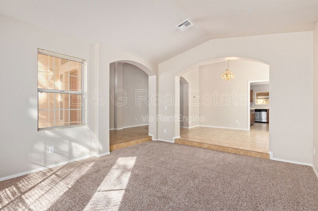 Photo - 5682 W Ross Dr