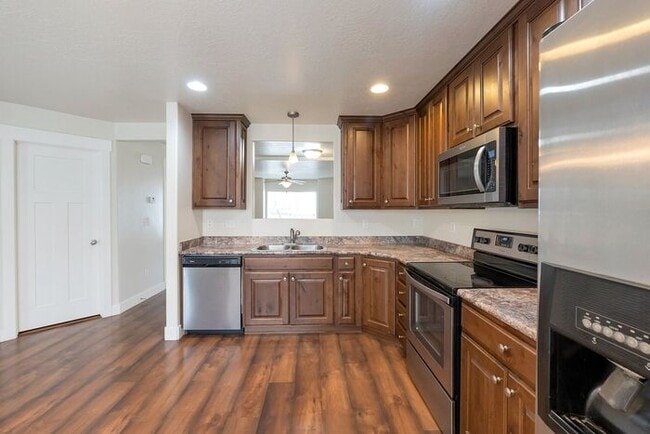 Photo - Gorgeous Provo Townhome