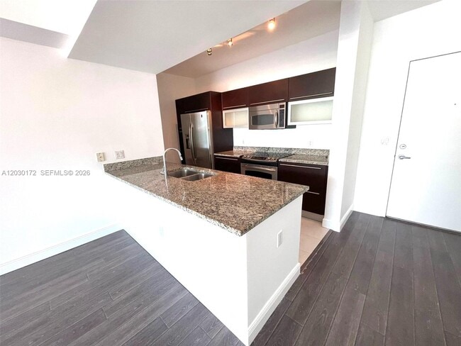 Photo - 951 Brickell Ave Unit 3600