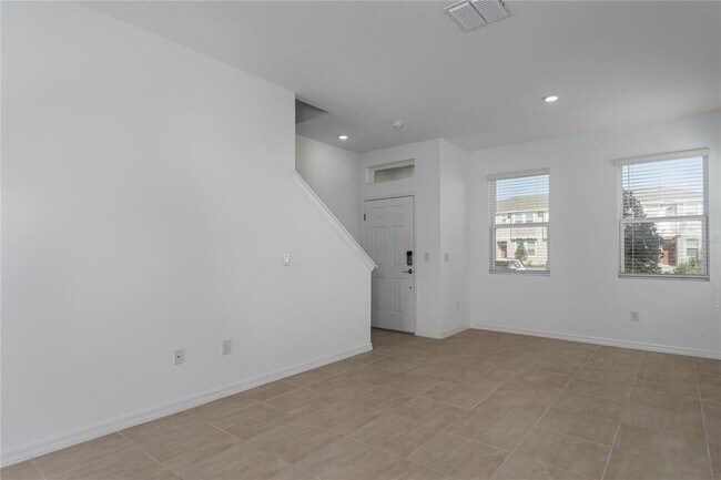 Photo - 6167 Whetstone Ct