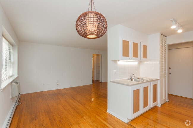One bedroom - Open concept