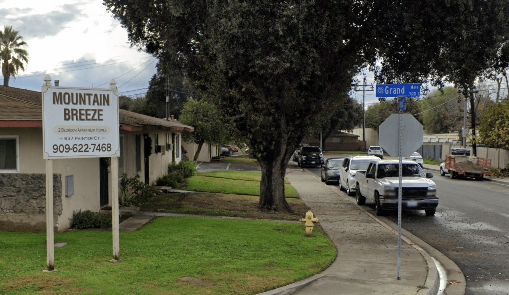 Photo - Mountain Breeze Apts