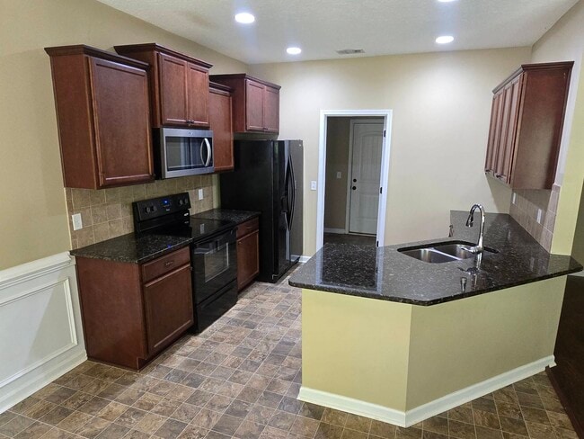 Photo - 1256 Peacock Trail