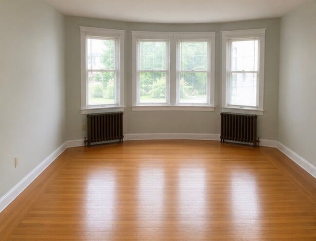 30 Elm Ave