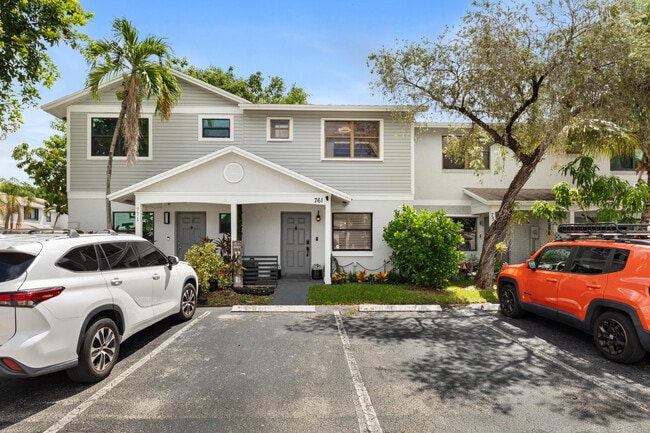 Building Photo - 761 NW 106th Ave