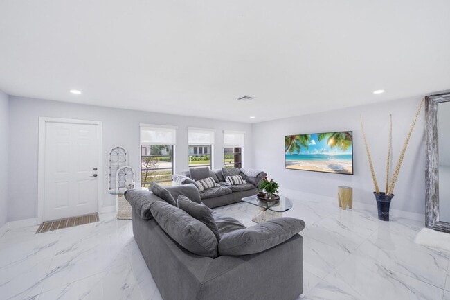6396 Country Wood Way