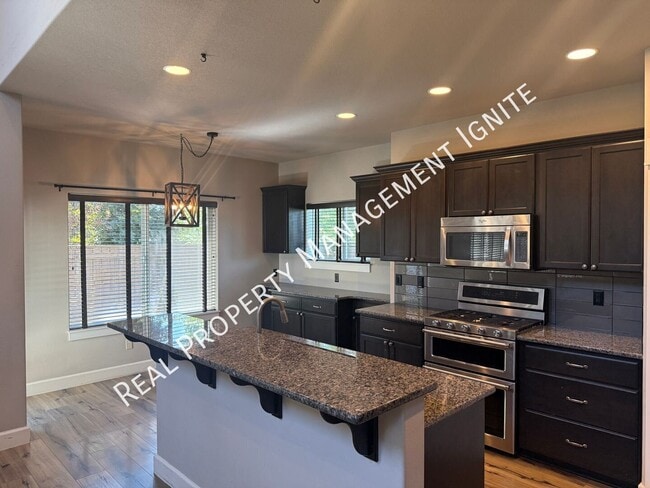Photo - 21365 NE Evelyn Pl