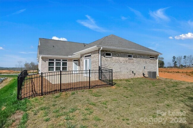 Photo - 3054 Constitution Ln