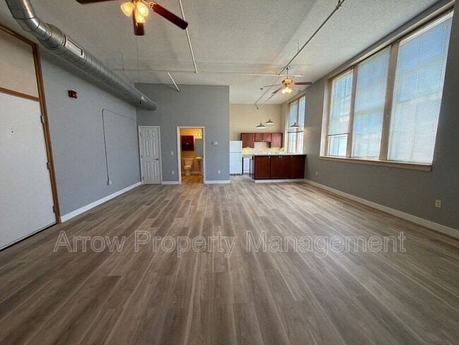720 J St