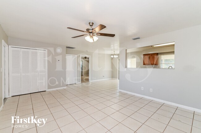 Photo - 1404 SE 30th St