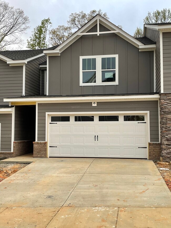 Photo - 1010 Maltby St