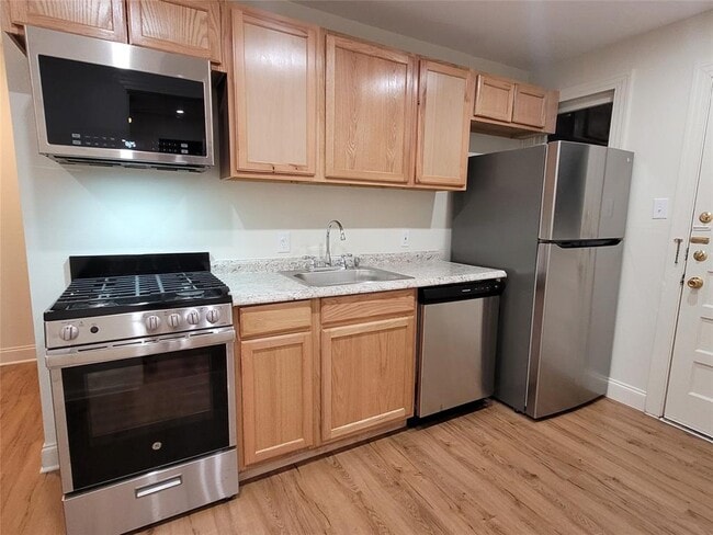 Photo - 1705 West Ave