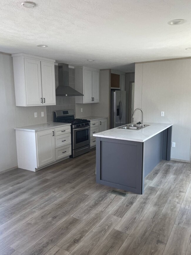 Photo - 6621 W Ridge Rd
