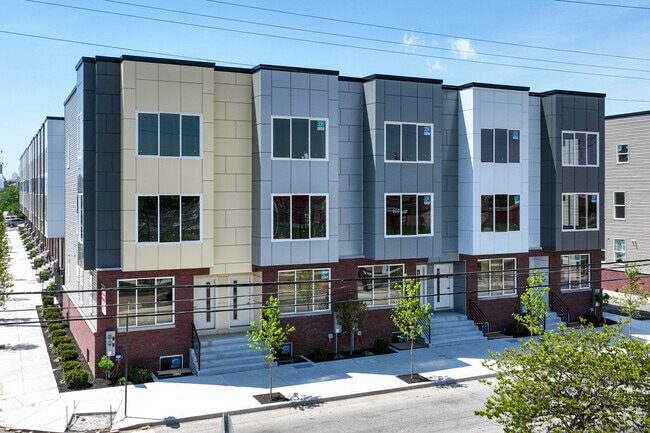 Photo - Richmond Square