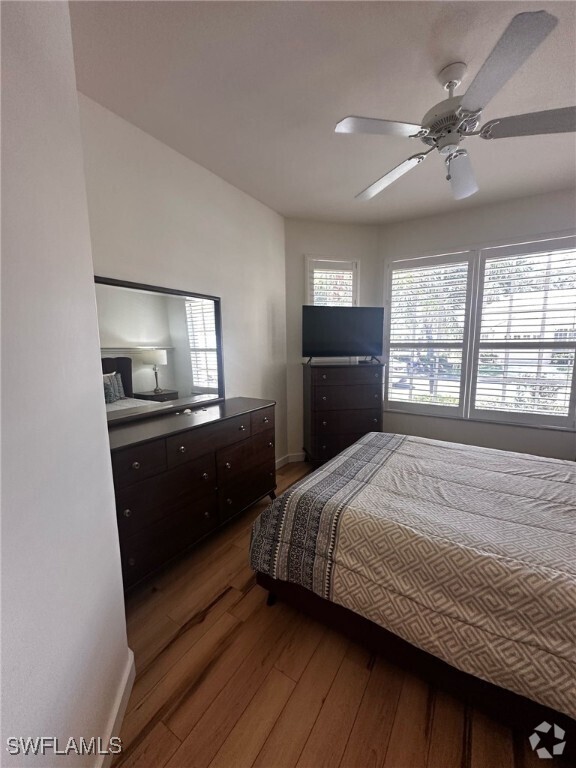 Building Photo - 8872 Bristol Bend Rental