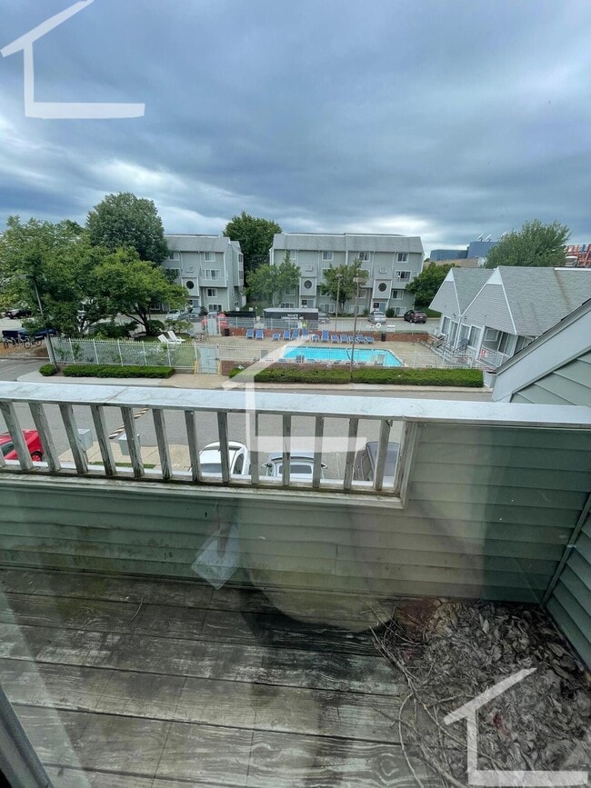 Photo - 140 North Beacon St Unit B4