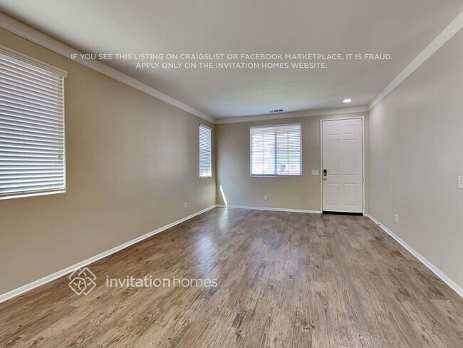 Photo - 1679 Benedict Ct