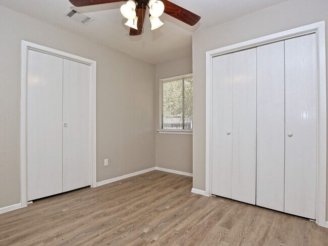 Photo - Berkett Drive Unit B