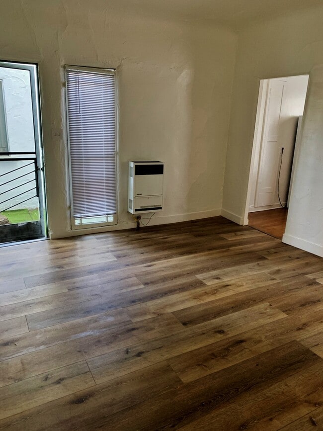 Photo - 806 N Poinsettia Pl Unidad 808 2-5