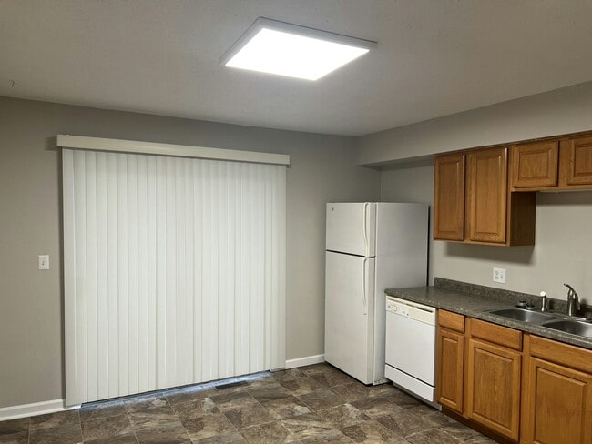 Building Photo - 96 Mesa Rd Unit B